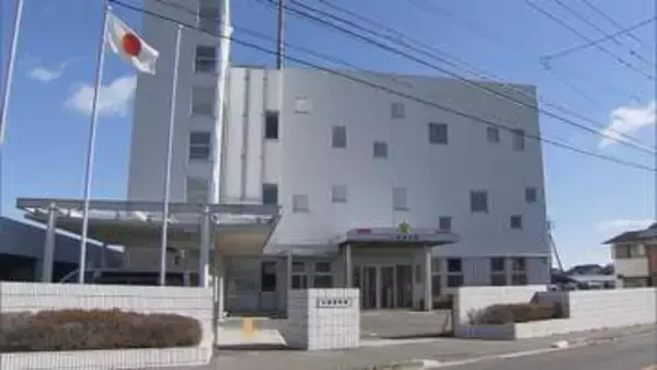 交通トラブル巡って口論…「車を急発進させて男性を振り落とした」56歳の男を“殺人未遂”で逮捕　佐賀・小城市