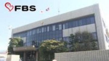 赤信号で停止線はみ出し停車した軽乗用車の運転手の男を酒気帯び運転の疑いで現行犯逮捕　福岡・朝倉市