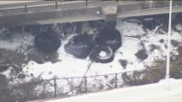 【速報】大量の黒煙が上がる　現場は高架下か　福岡市東区