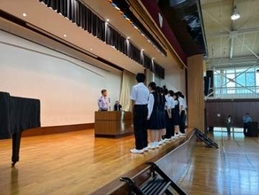 「スマホも使い方ひとつで事件の加害者にもなりますし被害者にもなります」中学生に署長がメッセージ　福島
