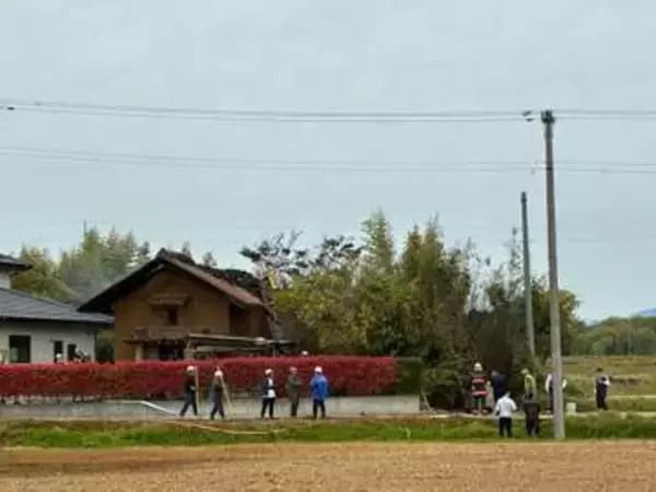 「ごみから竹が燃えている」郡山市三穂田町で火事　建物１棟に延焼　けが人や逃げ遅れなし