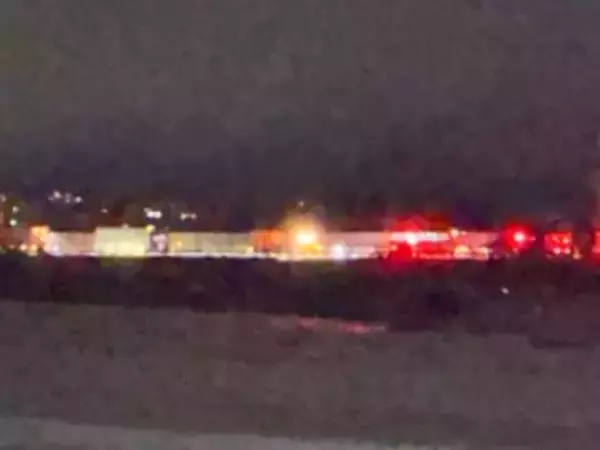 磐越自動車道で大型トレーラーと普通トラックが衝突する事故…50代女性が車から出られなくなる大けが　福島