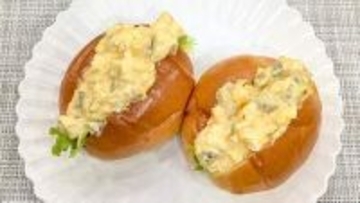 『春は卵』ごろっと食感を残して！【たまごドッグ】