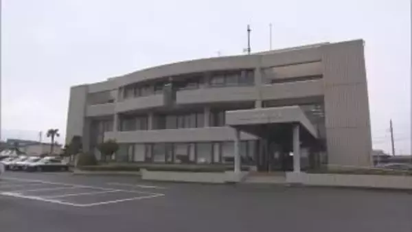 災害復興職員になりまし現金だまし取ったか　神奈川・茅ヶ崎市の男を逮捕　福島