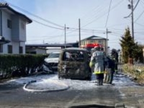 炎上の車から30代男性を救急搬送…福島市の県道で普通乗用車同士が正面衝突　福島