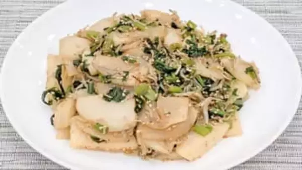 『根菜でヘルシーに』短時間で味しみ！【かぶとちりめん炒め】