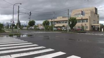 病院に搬送も約6時間後に出血性ショックで71歳男性死亡…普通乗用車とミニバイクの衝突事故　福島
