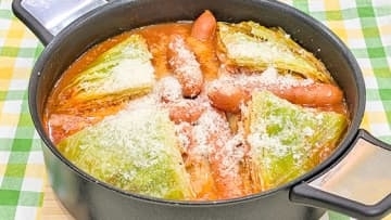 『食材2つ！シンプル鍋』トマト×〇〇でコクアップ【まるごとキャベツとソーセージ鍋】