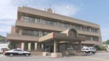 道路を横断していた女性と走行中の車が衝突…89歳女性が骨盤骨折など重傷　現場に横断歩道なし　福島