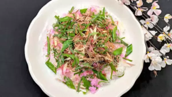 『春を感じるレシピ』カンタンすし酢＆缶詰で【さんまのかば焼きちらしずし】