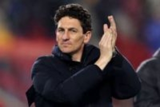 試合後に異例の光景　監督が相手ロッカールームで…”紳士な振る舞い”に現地注目「品格を示した」