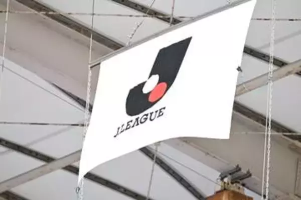 U-15の逸材20人「将来楽しみ」　リバプールと対戦…高身長ズラリで「デカすぎだろみんな」