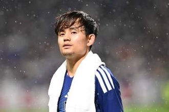 激怒する相手選手を「今日もなだめる久保」　日本勝利の裏で…ファン発見「優秀すぎる」