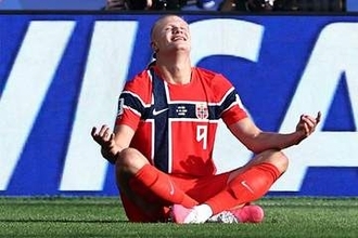 ハーランドが「やっぱり怪物だった」　W杯デビューで大活躍…衝撃2発「理不尽力が半端じゃない」