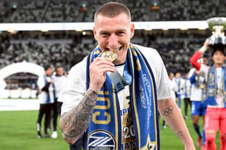 J助っ人の衝撃アシスト「戦慄した」　絶妙ロングスルーパスが話題「すごすぎて大興奮」