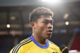 23歳日本人を「愛するように」　現地で高まる評価…好青年ぶりに「幸運を願わずにいられない」