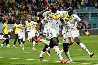 前代未聞のW杯ユニ「裏返しで着る」　裏面にプリント…専門家絶賛「こんな構造は初めて」