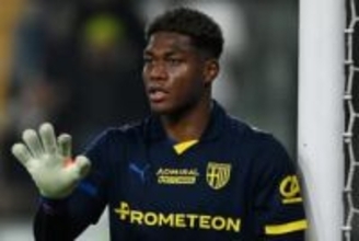 ついに鈴木彩艶が3か月ぶり復帰へ「帯同する」　指揮官が示唆…現地報道「彼は全体練習を行った」