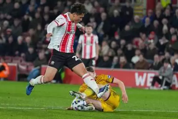 欧州日本人22歳が「絶妙なスルーパス」　現地メディア高評価…針の穴を通した“芸術技”