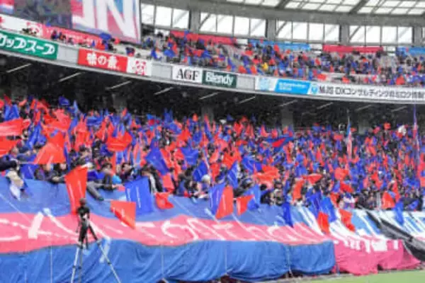 韓国人DFがJリーグに電撃復帰「マジか」　出場なしも異例の出戻り…ファン驚き「なかなか見ない」