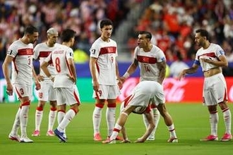D組の最終順位表「これも地獄のグループ」　僅差激戦も…欧州勢の早期敗退「衝撃的」
