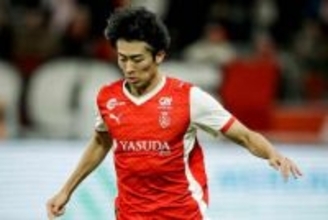 中村敬斗が「華麗にネットを揺らした」　25ｍ衝撃ミドル弾を現地絶賛「GKに隙を与えなかった」