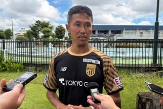 長友佑都に「心動かされた」　次節出場を監督示唆…”大敗後”に与えた影響「チームが締まる」