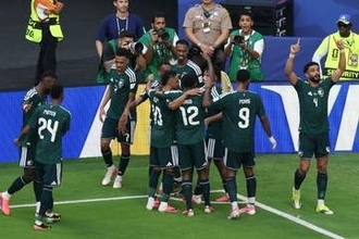 サウジの先制に驚き「まじかよ！」　ウルグアイ相手に躍動…好調のアジア勢が「どこまでいけるのか」