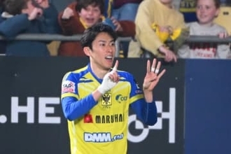 日本人→日本人の「素晴らしいワンツー」　絶妙スルーパスから…欧州1部で共演「熱い」