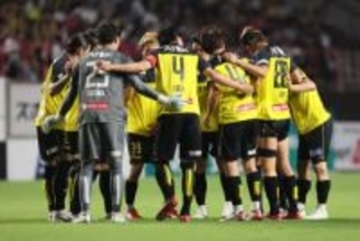 オール日本人で「期待しかない」　7番&10番不在も…柏の新体制が発表、開幕が「待ち遠しい」