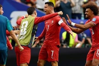 C・ロナウドがW杯今大会初ゴール　前人未到の6大会連続で得点…ウズベキスタン戦で圧巻ボレー