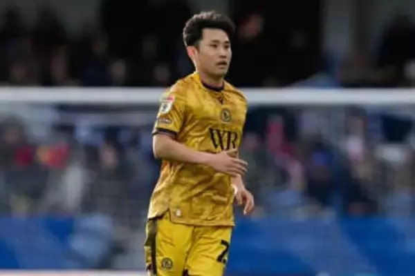 28歳日本人の美技が「信じられない」　デ・ブライネ彷彿のアシスト「あそこ転がして通るんか」