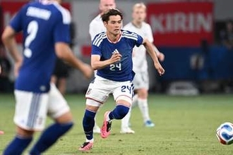 佐野海舟の体が「どうなってるんだ」　田んぼサッカー、下駄登校…幼少期に培った"タフさの土台"