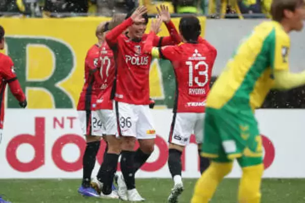 浦和ルーキーが”2戦連発”「少しホッとした」　掴んだ開幕スタメン…監督も満足「効果的だと」