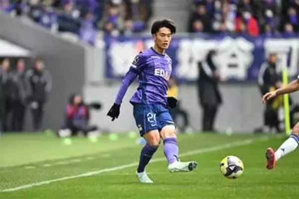 広島25歳MF「いいオファーあれば行くかも」　クラブ一筋も…欧州移籍に言及「残っても成長できる」