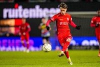 20歳日本人の「魔法のパス」　欧州で武者修行…長距離”ピンポイントパス”で「スーパーアシスト」