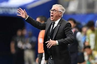 アンチェロッティ監督、ネイマールとの会話明かす　ベンチスタートも「最後に投入しようと」