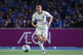 J1の5位→15位に電撃移籍「マジすか！？」　低迷チームに加入「最高でしかない」