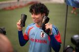 「田中碧、輪島塗すね当てでW杯へ　被災地への思い胸に「ピッチ上で表現したい」」の画像1