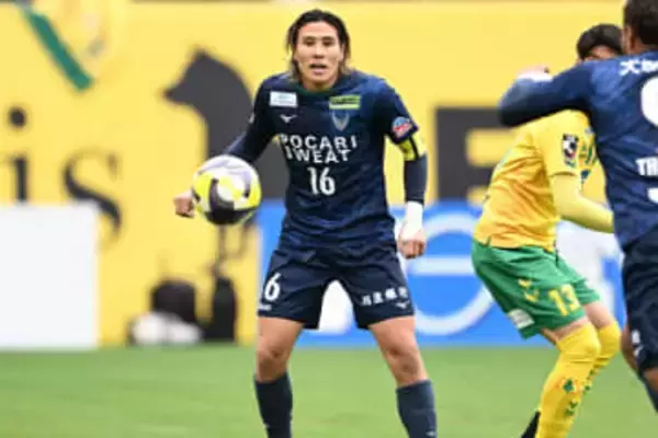 負傷交代に涙「こんな形で」　松葉杖で語った無念…昇格逃し「言いたいこともあります」