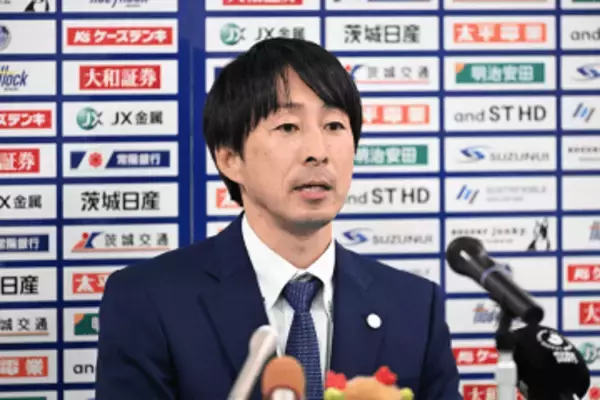 警告8枚の大荒れ「恐れてはJ1で戦えない」　監督が言及…審判に言った「厳しいですね」