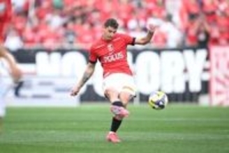 浦和が連敗を”7”でストップ　いきなりチーム戦術に変化…田中暫定監督が初陣で2-0勝利