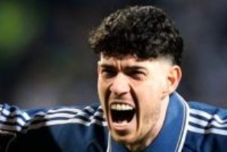 悪夢の一発レッド「これはさすがに」　判定に呆然…イタリア敗退で「一生夢に出てくる」