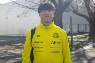 サポーターに感謝「心強い」　試合前に見つめた横断幕…古賀太陽の思い「一体感は特別なもの」