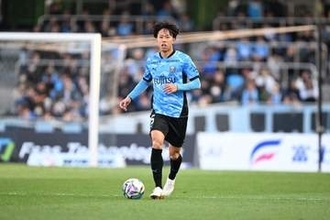 「この人がいたらやられない」　偉大な先輩を理想に…川崎DFが不測のCB起用で示す“野心と忠誠”