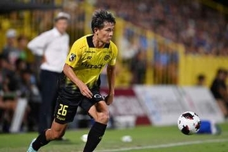 元日本代表DFがぶつかった「左サイドの壁」　重ねた試行錯誤…今は純粋に「サッカーが楽しい」