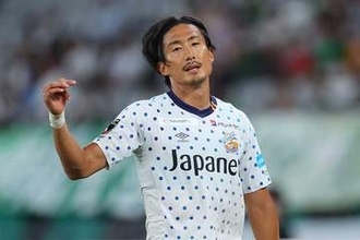 39歳なのに…跳躍力に驚愕「跳びすぎ」　今度はゴール「アシストがバズったと思ったら」