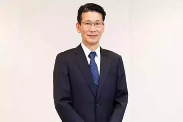引退から5年…元日本代表が「ひと回り大きくなった」　44歳の逞しい近影に「仕上がってきてますね」
