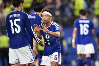長友佑都に衝撃「完璧なタックル」　米絶賛…選出理由は「経験や統率力だけではない」
