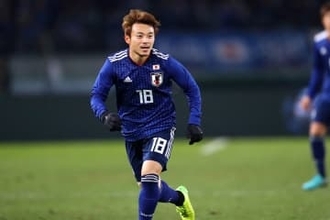 元日本代表がプロ野球界のスターと再会　高校の同級生…特別ユニ披露で「加入してくれますか？」